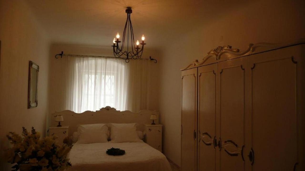 Apartment Dům U Černého beránka Praga Esterno foto