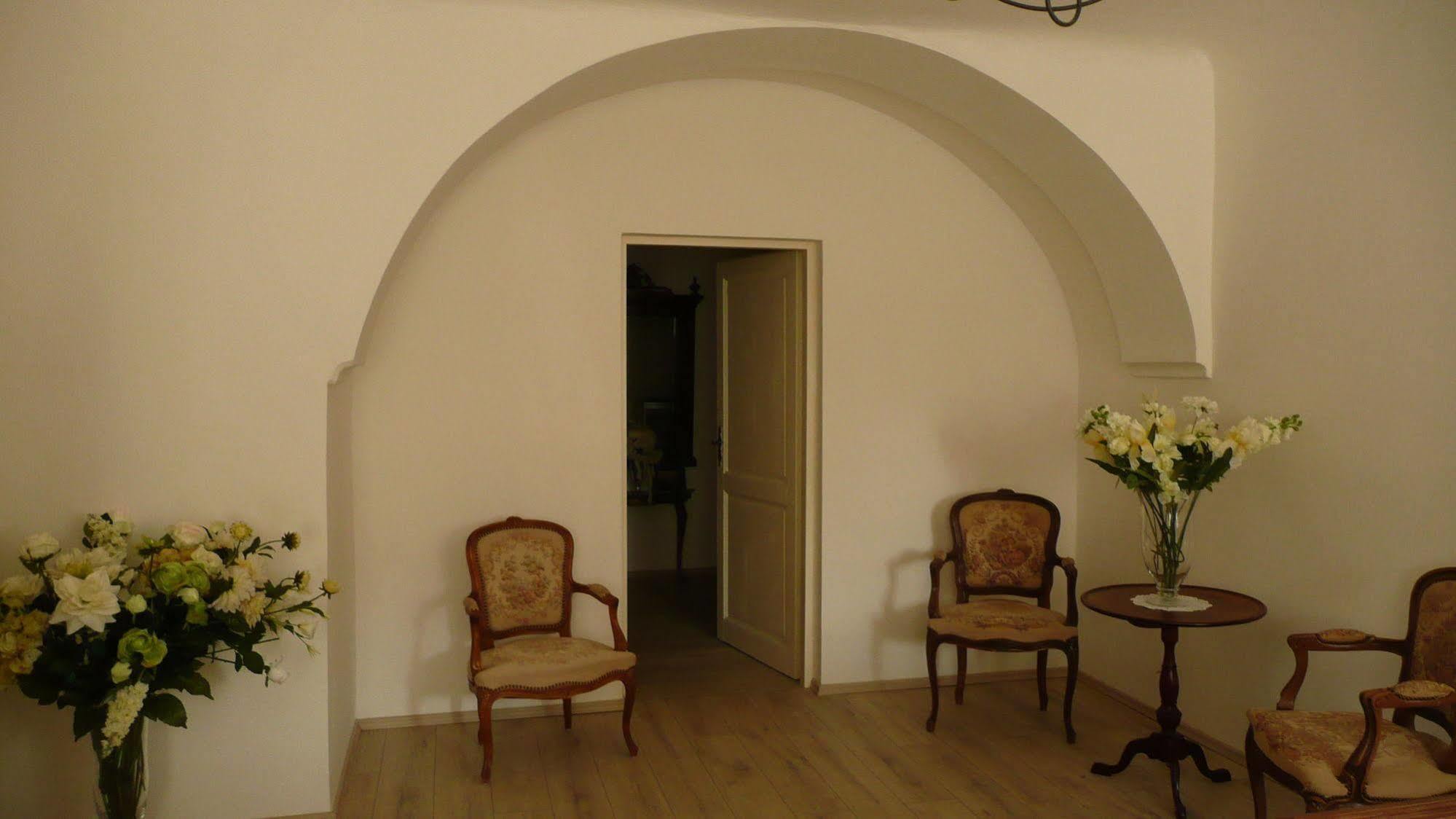 Apartment Dům U Černého beránka Praga Esterno foto